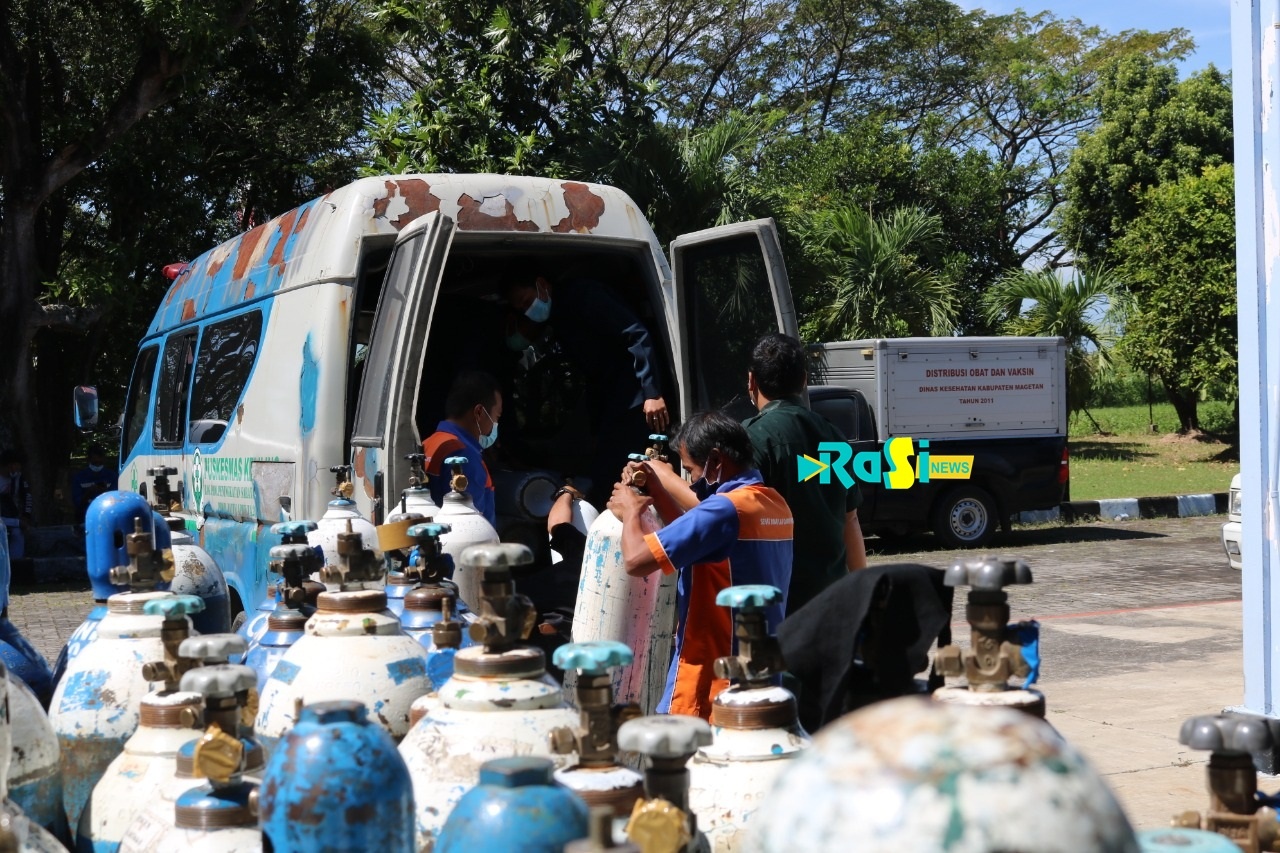 Lanud Iswahyudi Distribusikan Ratusan Tabung Oksigen Ke Sejumlah Rumah Sakit.