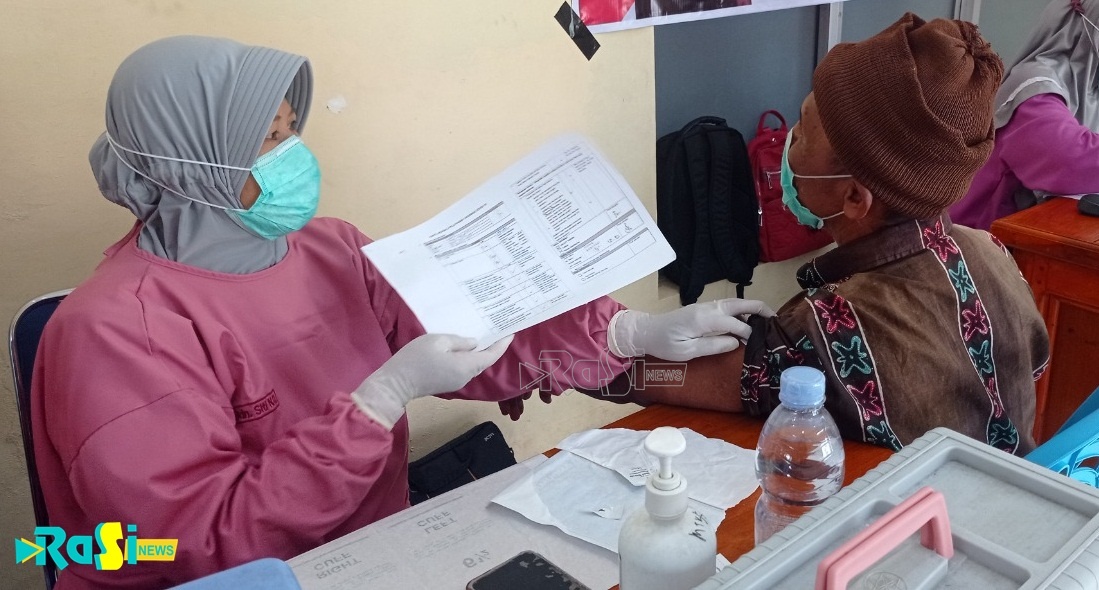 Data Penerima Vaksin Simpang Siur, Kades Gebyog Protes Pelaksanaan Vaksin Di Desanya