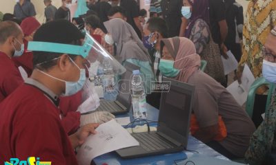 Ribuan Warga Magetan Ikuti Vaksinasi di GOR Ki Mageti