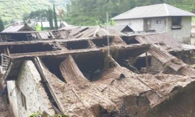 Hujan Deras, 1 Rumah Di Kampung Wonomulyo Tertimpa Longsoran.