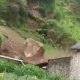 Batu Berukuran 4 Meter di Kampung Wonomulyo Runtuh.