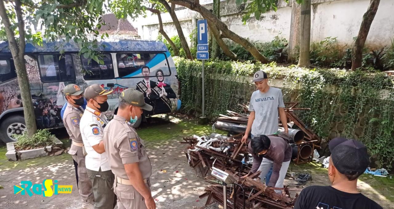 Minim Anggaran, Pol PP Magetan Hanya Lakukan 2 Penertiban Baliho Setahun Terakhir.