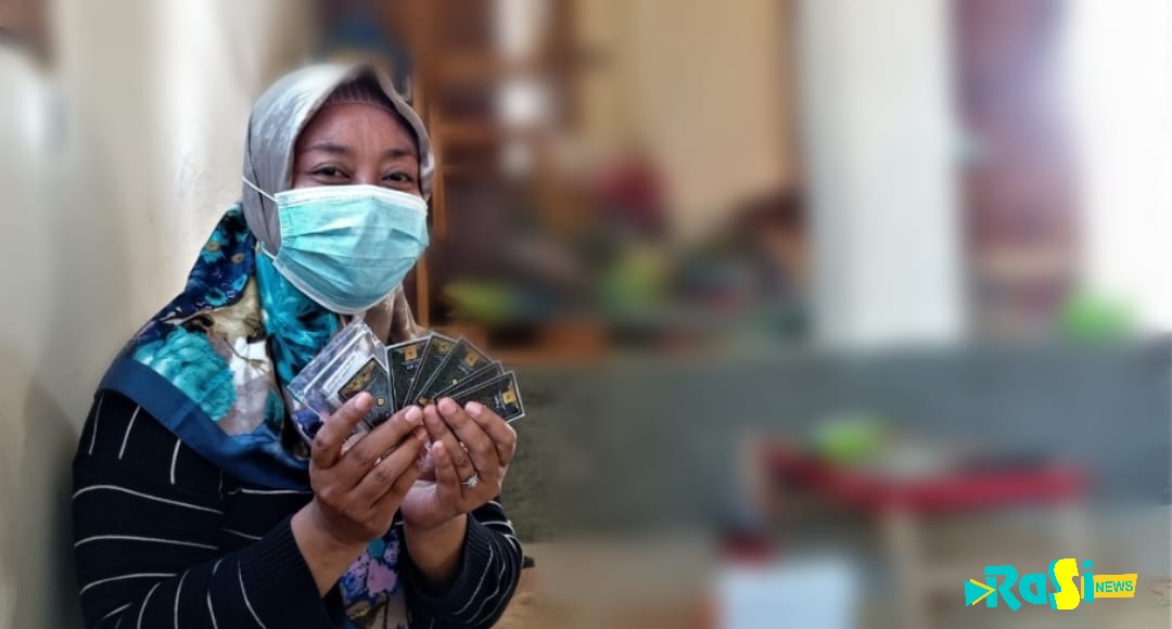 Kisah Siti Romlah, Sulap Sampah Jadi Emas Melalui Bank Sampah.