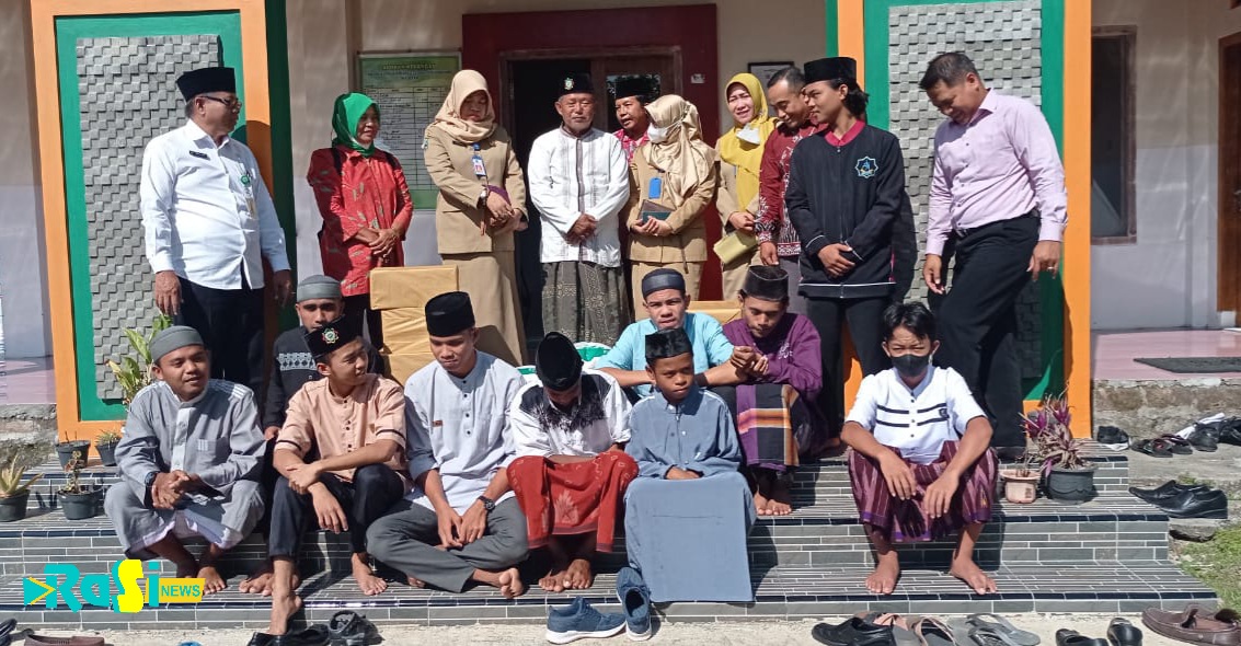 Peringati HUT Koperasi ke 75, Koperasi se Kabupaten Magetan Bagikan Sekitar 2.000 Paket Sembako.