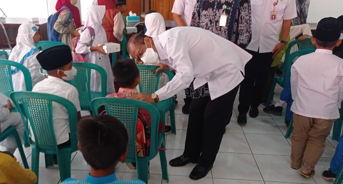 Kelompok Kerja Guru Pendidikan Agama Islam (KKG PAI) Kabupaten Magetan Santuni Anak Yatim, Bupati Magetan Ajak ASN Jadi Orang Tua Asuh.
