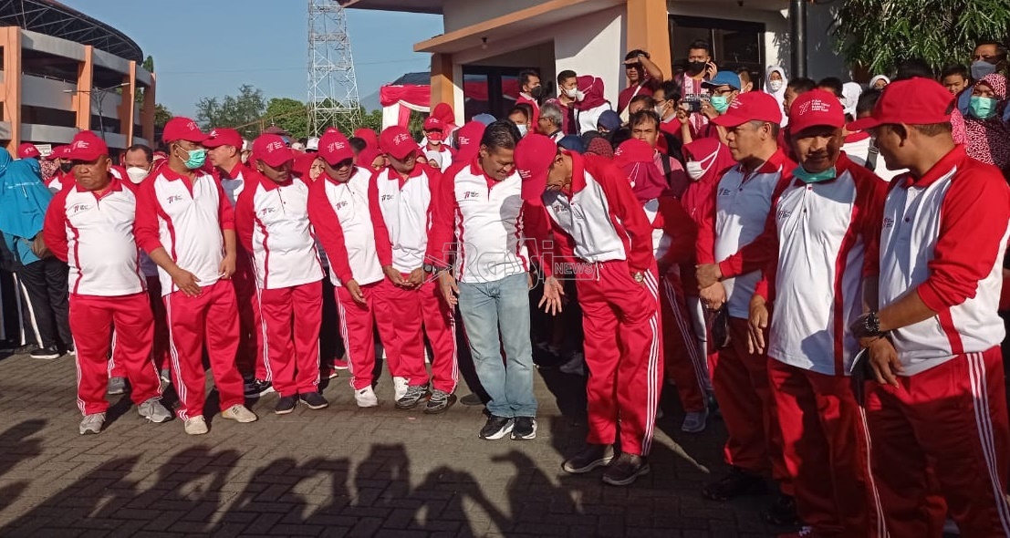 Ribuan Warga Magetan Ikuti Jalan Sehat Merdeka Ultah Bank Jatim ke 61, Ajak Warga Pulih Lebih Cepat Tumbuh Lebih Kuat.