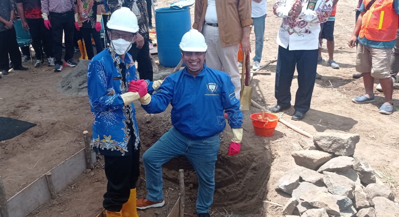 Bupati Magetan Lakukan Peletakan Batu Pertama Pembangunan Kampus Unesa.