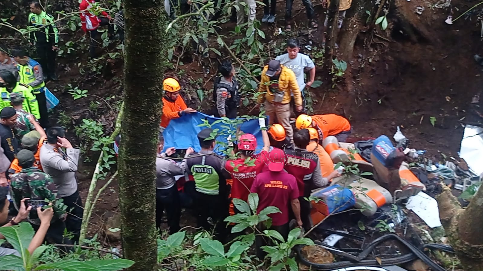 Ini Nama 27 Penumpang Bus Yang Mengalami Kecelakaan Maut di Jalur Sarangan Yang Dirawat di Puskesmas Plaosan dan Sidorejo.