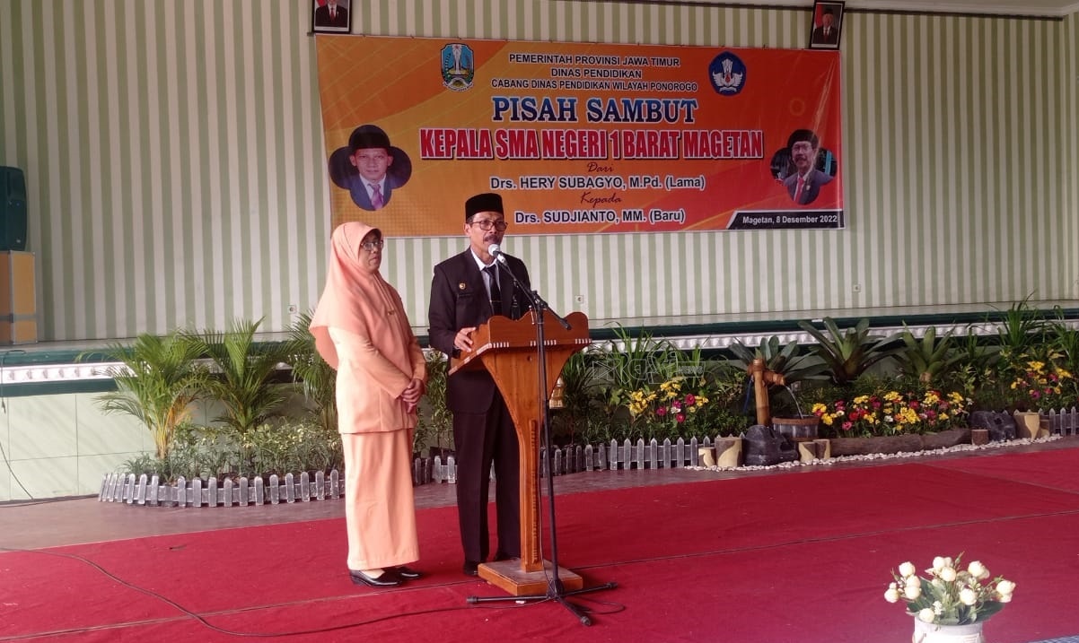 Dari Pisah Sambut Kepala SMA N 1 Barat Magetan.