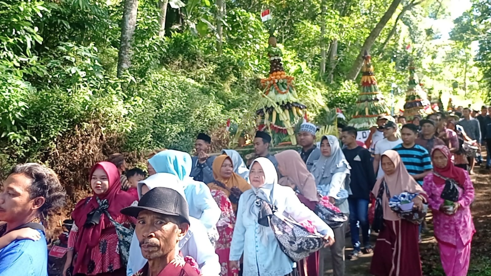 Dawuhan, Tradisi Merawat Toleransi Dua Desa di Kecamatan Panekan.