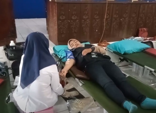 Hari Pers Nasional 2023 Jurnalis Magetan Gelar Bakti Sosial Donor Darah.