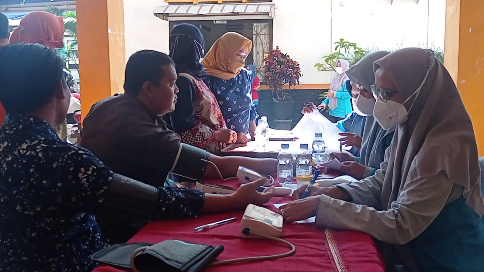 Mewujudkan Tenaga Kesehatan Berkualitas Untuk Indonesia bebas TBC, Dinkes Magetan Gelar Pemeriksaan TBC Bagi Tenaga Kesehatan.