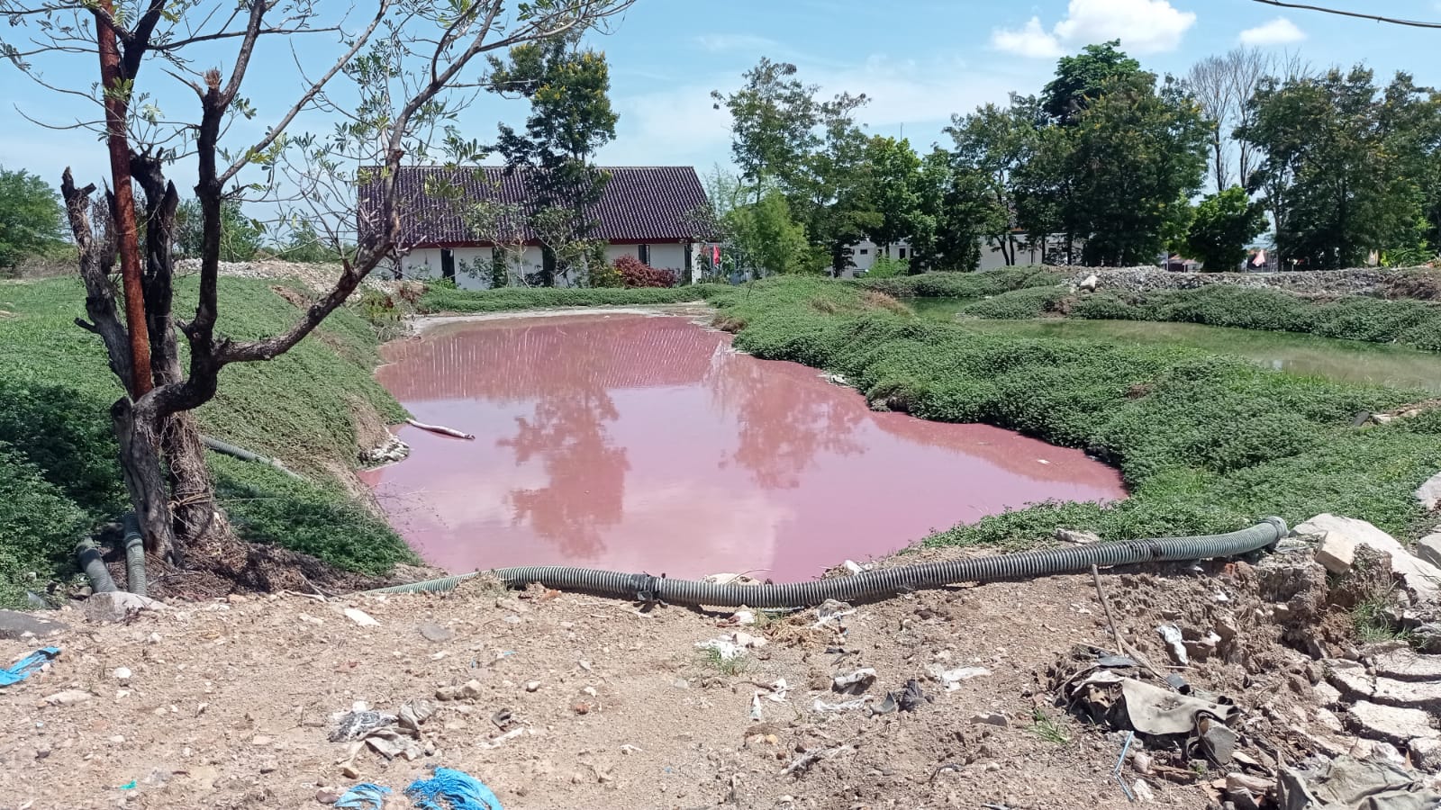 Unit Pelayanan Tekhnis LIK Provinsi Jawa Timur di Magetan Pastikan Limbah LIK Memenuhi Batas Baku Mutu.