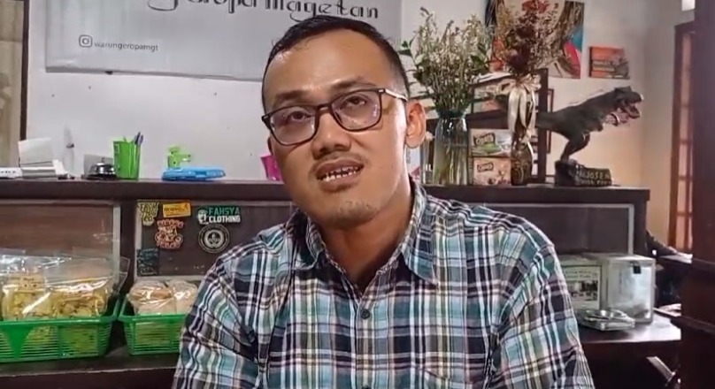 Pria Berkacamata Mengaku Tak Sengaja Tabrak Anaknya, Isa Bajaj Cabut Laporan Ke Polisi Terkait Dugaan Kekerasan Pada Anaknya