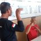 Dinas Sosial Kabupaten Magetan Mulai Terapkan Penggunaan Bahasa Isyarat di Kantor.