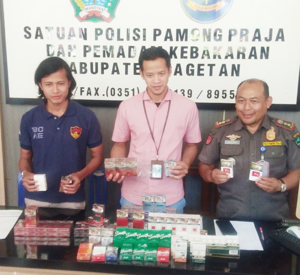 101 Bungkus Rokok Tanpa Cukai Diamankan Tim Gabungan Operasi Gempur Rokok Ilegal di warung Makan, Kerugian Negara Rp 1,5 Juta.