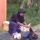 Warga Ngawi Tangkap Pencuri Ayam, Endingnya Malah Kasihan Dilepaskan Karena Mengaku Untuk Perbaiki Rumahnya yang Rusak.
