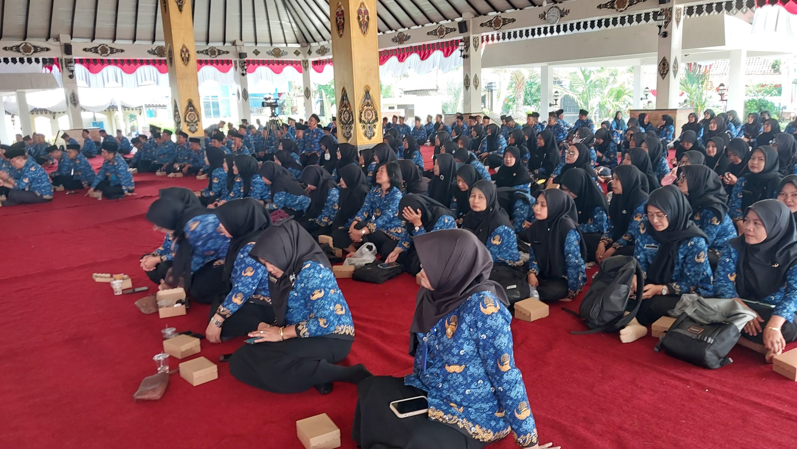Peringati HUT ke 349, Pemkab Magetan Gelar Kegiatan Pembinaan Mental Spiritual Bagi Anggota Korpri.