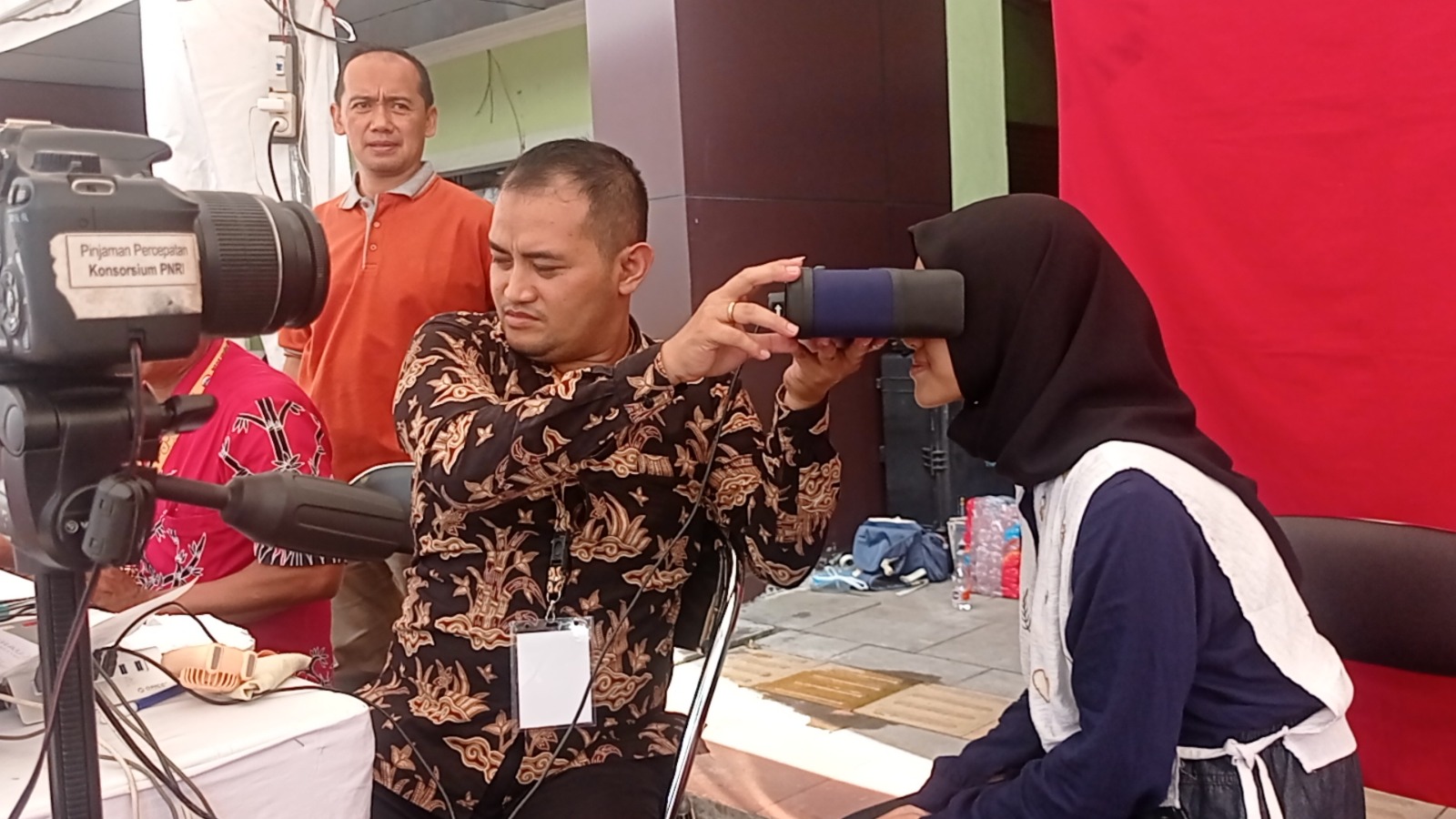Jelang Pilkada 2024 Ada 8.000 Warga Belum Perekaman E KTP, Dispenduk Magetan Beri Kemudahan .