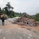 Rem Blong, Truk Muat Bata Ringan Hantam Tugu Perbatasan, Sopir dan Kenek Tewas Tergenjet Bodi Mobil.