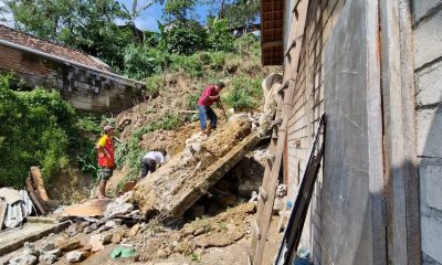 Tebing Setinggi 25 Meter Ambrol, Warga Ponorogo Evakuasi Mandiri.