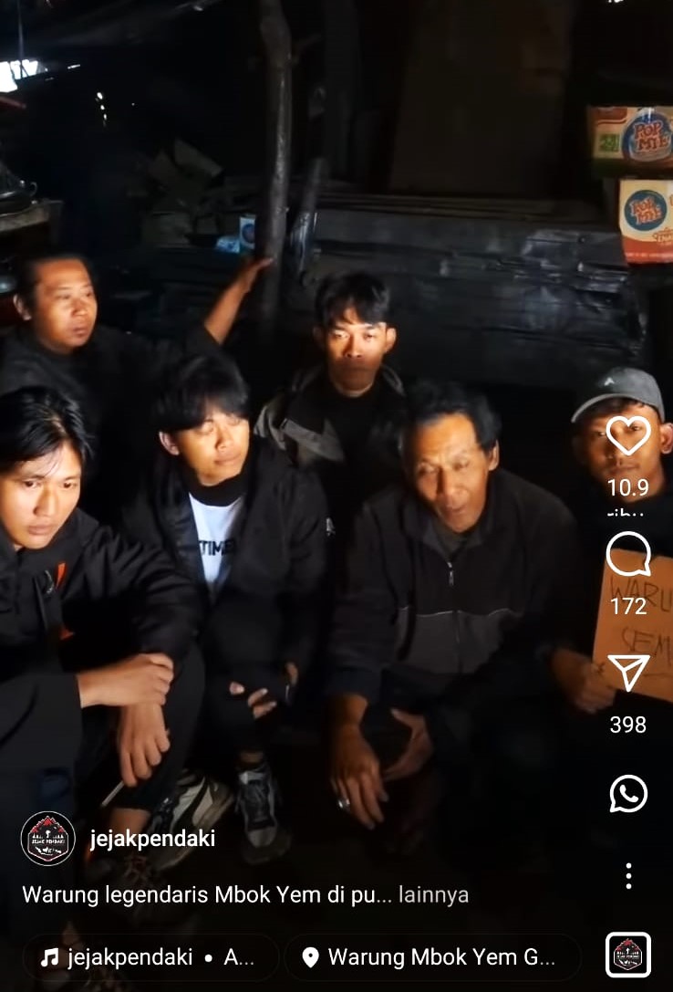 Beredar Video Pembantu Warung Puncak Gunung Lawu Pensiun dan Warung Tutup, Ini Tanggapan Keluarga Besar Mbok Yem.