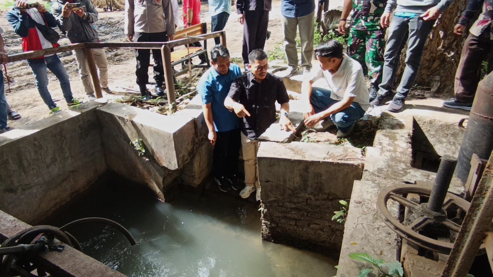 Cawuk Air Buangan PG Poerwodadie, Ketua DPRD Magetan Siapkan RDP Usai Sidak Langsung Keluhan Air Panas Buangan PG.
