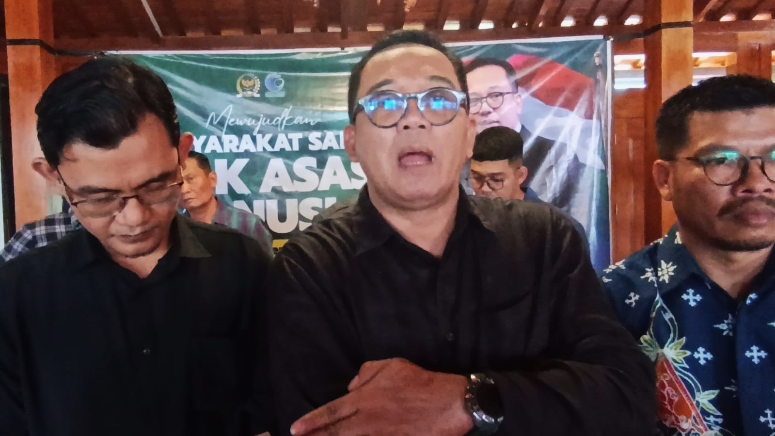 Iman Sukri Tekankan Pendidikan Tanpa Kekerasan Saat Sosialisasi Kementerian HAM