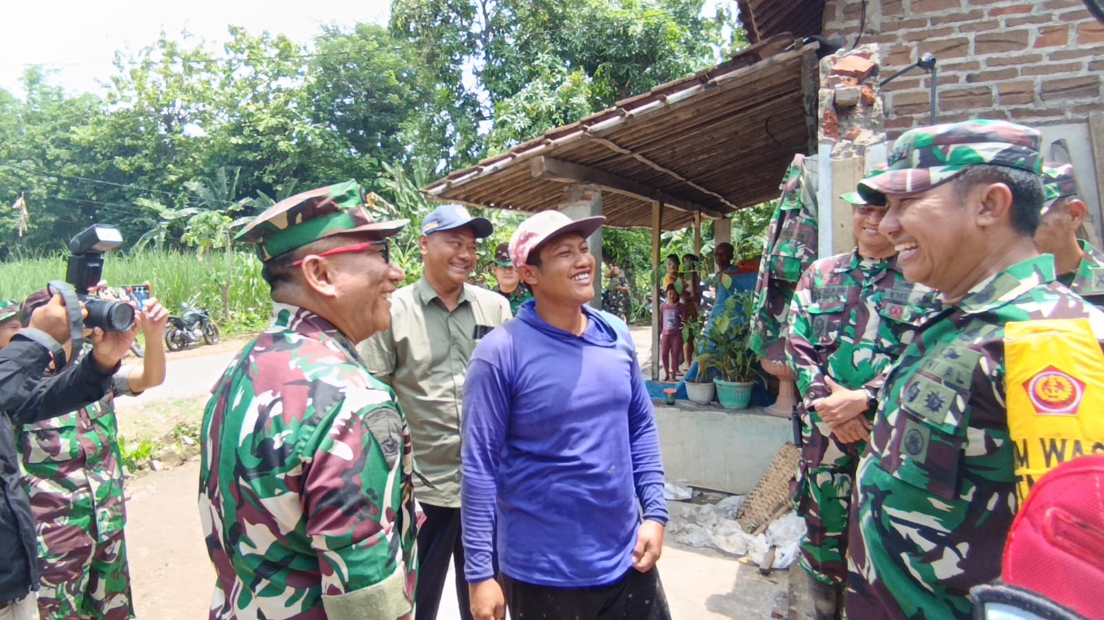 Tim Wasev Tinjau TMMD ke-126 di Desa Kembangan, Kolonel Mar Djentaju: Wujud Nyata Bakti TNI untuk Rakyat