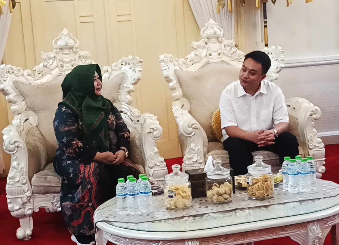 Terima Kunjungan PB XIV Purboyo, Plt Bupati Ponorogo Ingatkan Kedekatan Ponorogo dengan Keraton Solo