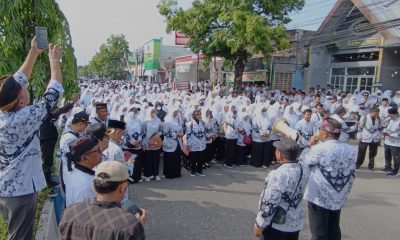 Geruduk Kantor Cabdindik, Ribuan Guru di Ponorogo Layangkan Somasi Kedua ke Gubernur Khofifah.