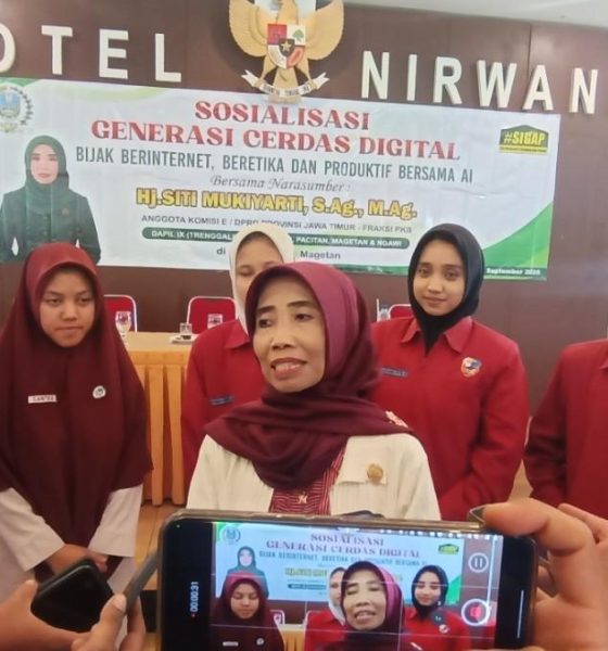 Anggota Komisi E DPRD Jawa Timur Siti Mukiyarti Ajak Siswa dan Masyarakat Bijak Menggunakan Media Sosial