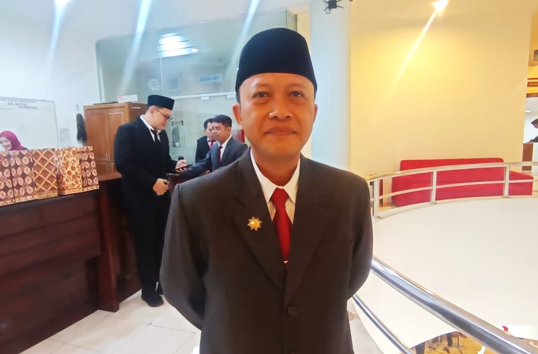 Pasca Riyin Dilantik Ketua DPRD Magetan, Ratno Menjadi Anggota DPRD Magetan Tidak Aktif.