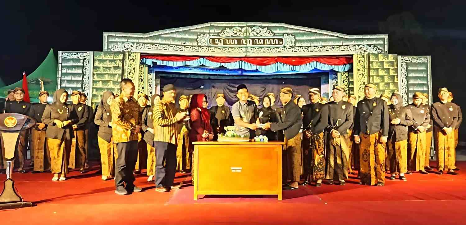 Wisuda Siswa Pranatacara, Riyono : Paguyuban Pranatacara Kabupaten Magetan Jadi Motor Regenerasi Pelaku Budaya